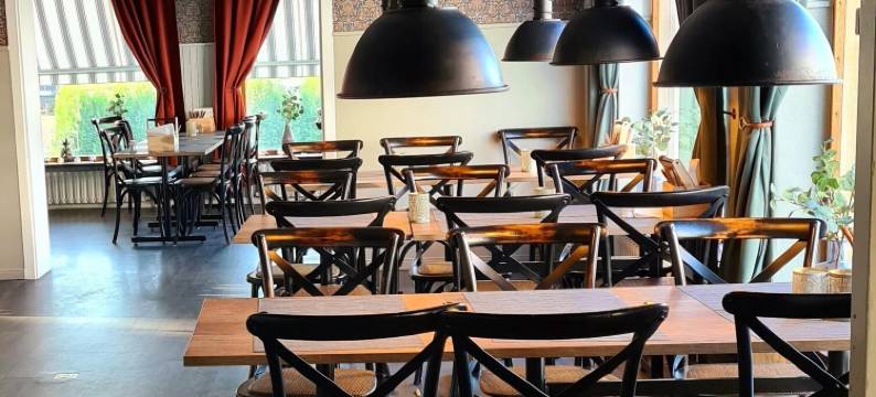 达拉哈尔纳酒店(Dala-Järna Hotell Och Vandrarhem)图片