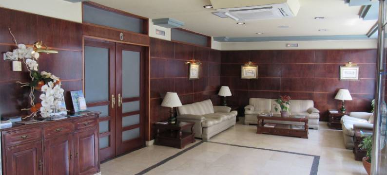 卡米诺旁特维得拉酒店(Hotel Virgen del Camino Pontevedra)图片