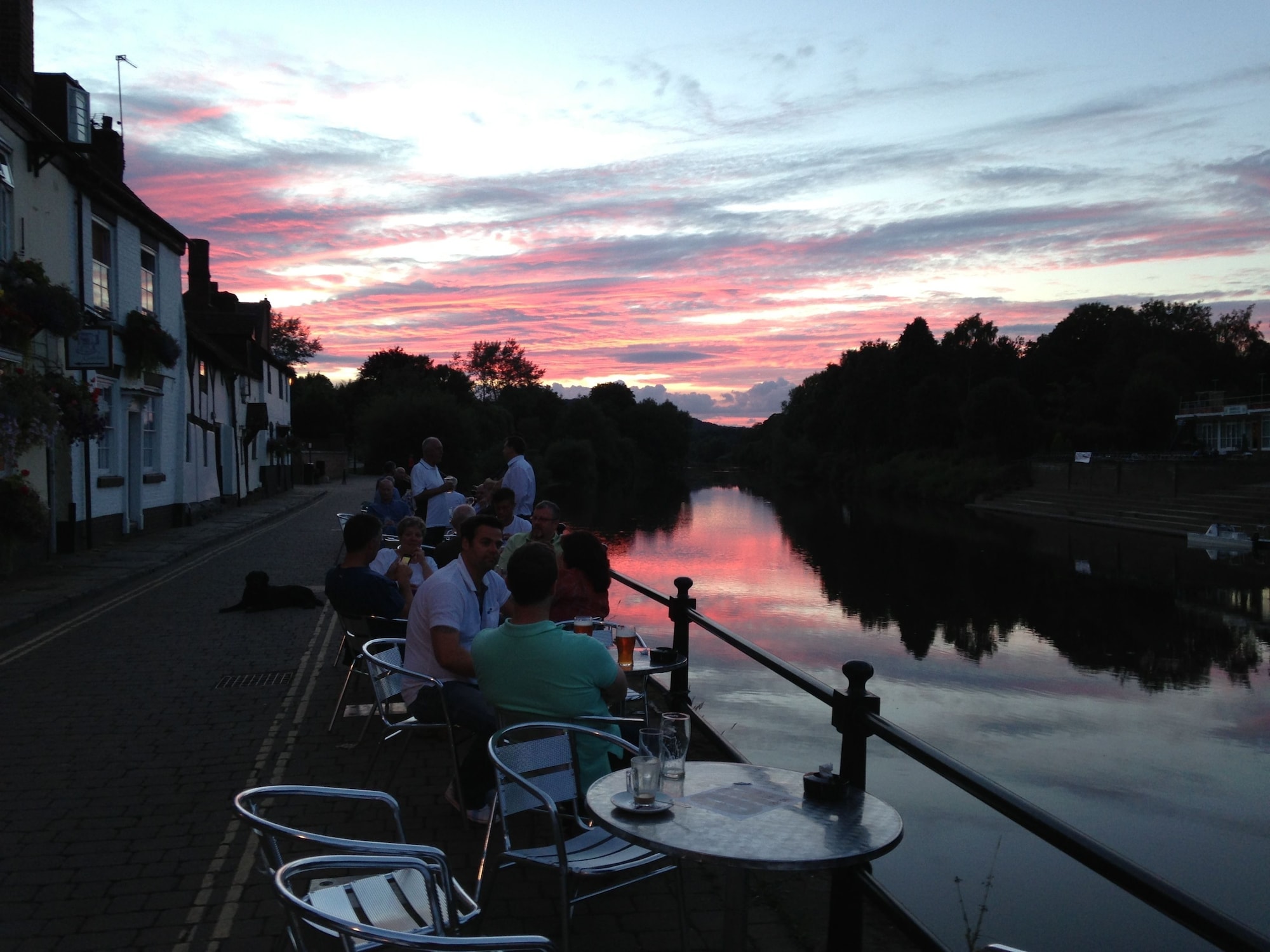 The Mug House Inn Over view