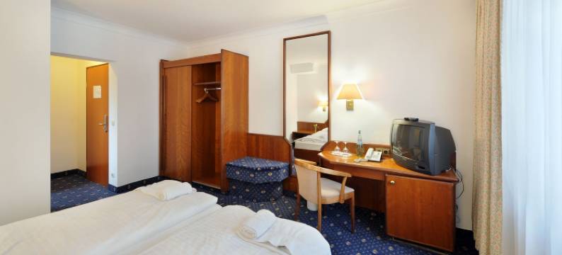 安巴赛德公园酒店(Ambassador Parkhotel)图片