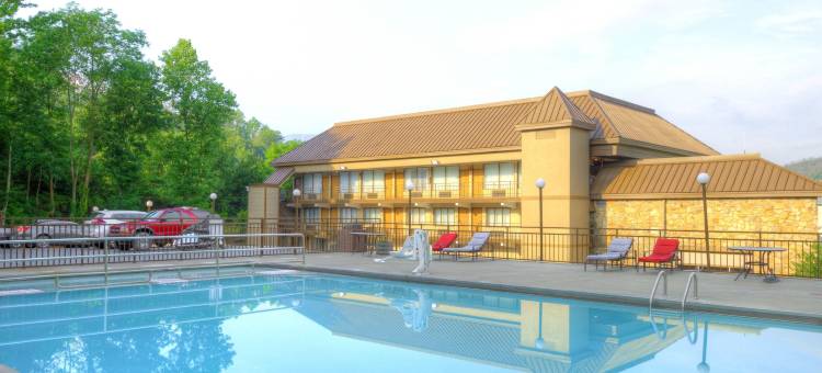 波茵特市区-加特林堡克拉丽奥酒店(Clarion Pointe Downtown Gatlinburg)图片