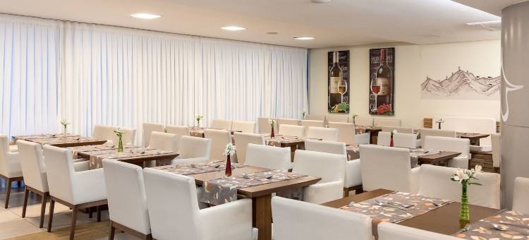 马卡埃华美达酒店(Ramada by Wyndham Macae Hotel & Suites)图片