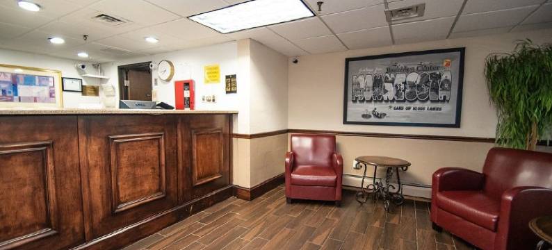 布鲁克林中心速8酒店(Super 8 by Wyndham Brooklyn Center/Mpls)图片