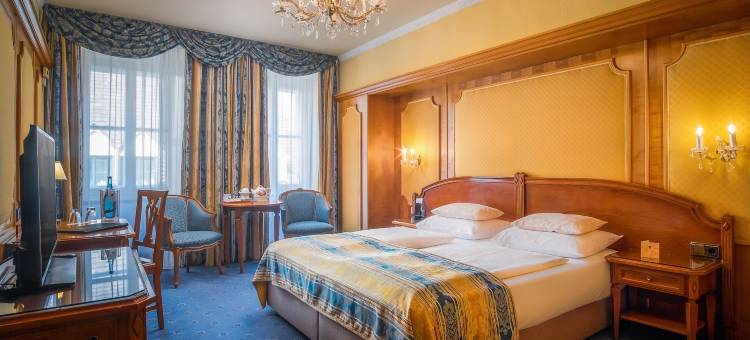 罗马大帝城堡酒店(Schlosshotel Römischer Kaiser)图片