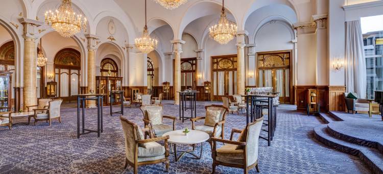费尔蒙特莱蒙特勒宫酒店(Fairmont Le Montreux Palace)图片