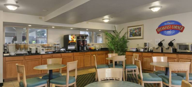 贝灵厄姆呗盟套房酒店(Baymont by Wyndham Bellingham)图片