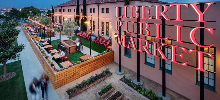 圣迭戈机场/自由站万怡酒店(Courtyard San Diego Airport/Liberty Station)图片