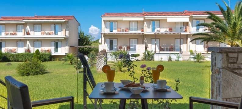 伊奥尼恩海滩公寓酒店(Ionion Beach Apartment Hotel & Spa)图片