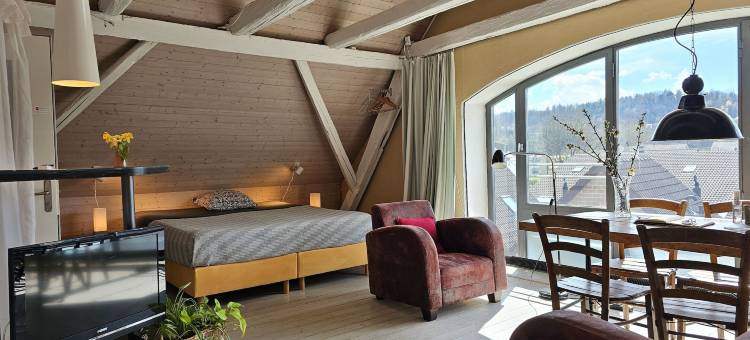 蓝泡泡墙酒店(Blue Wall Bnb)图片