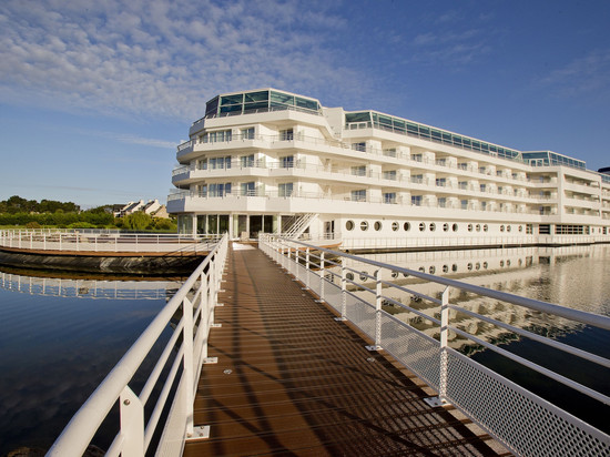 美丽华拉西加尔海水浴及 Spa 酒店