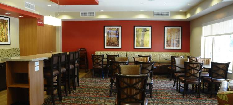 雷丁万豪TownePlace Suites 酒店(TownePlace Suites Redding)图片