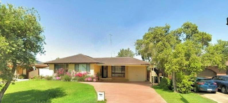 欢乐四卧室，免费停车(Cheerful 4 Bedrooms with Free Parking)图片