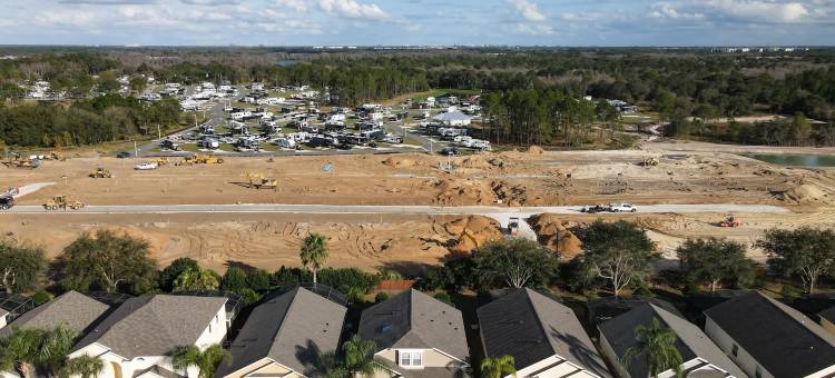 特里顿度假泳池别墅靠近迪士尼(Sleeps 14 5Br w King Beds, Pool & Game Room)图片