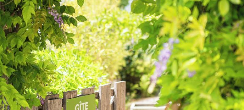 拉格朗日(La Grange)图片