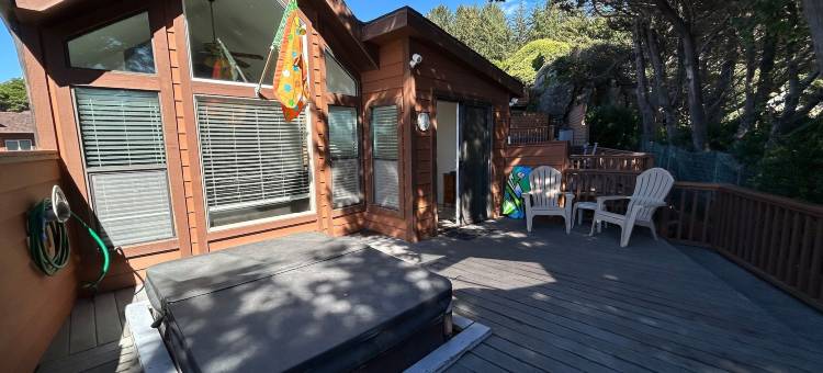 带私人按摩浴缸的海景小屋18(Oceanview Cabin 18 with Private Jacuzzi)图片