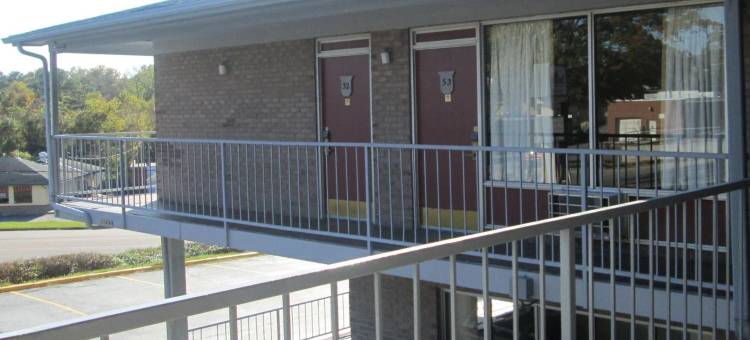 百吉泰尔汽车旅馆(Budgetel Inn & Suites)图片