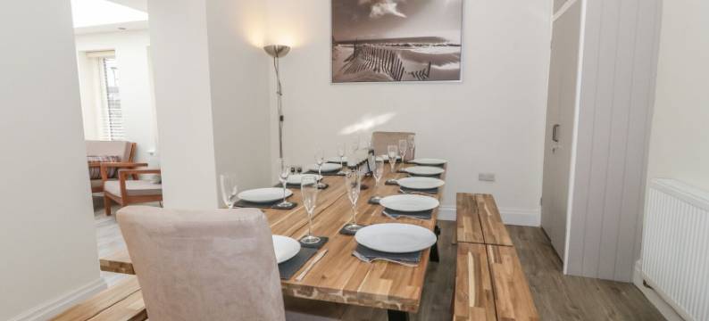 查恩伍德别墅酒店(Charnwood Villa)图片