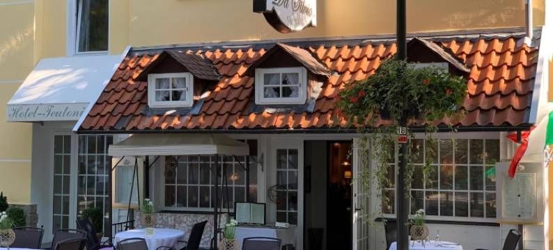 图图尼亚酒店(Teutonia Hotel)图片