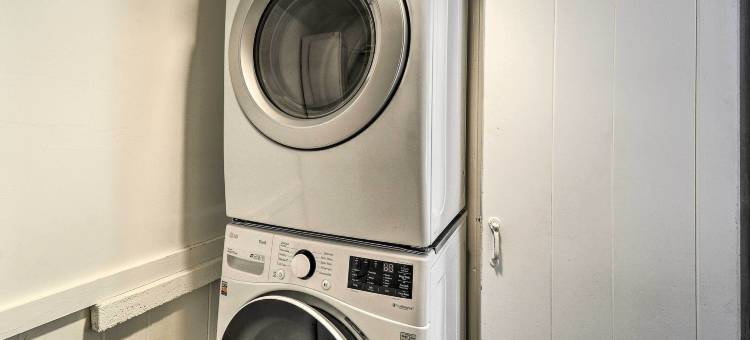 带热水浴缸和水景的Puget Sound小屋！(Puget Sound Cabin with Hot Tub and Water Views!)图片