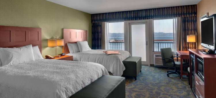 阿斯托里亚希尔顿欢朋套房酒店(Hampton Inn & Suites Astoria)图片