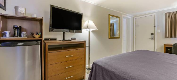 贝尔丰特I-99伊克诺旅馆(Econo Lodge Bellefonte I-99)图片