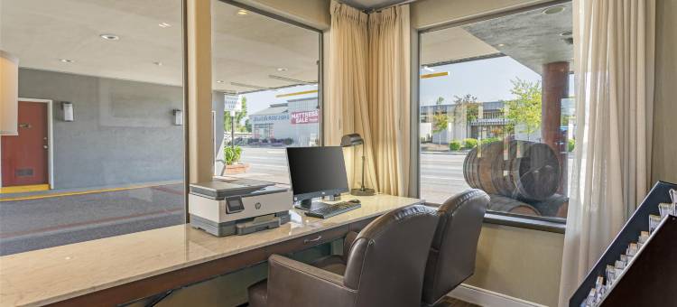 佩塔卢马贝斯特韦斯特酒店(Best Western Petaluma Inn)图片