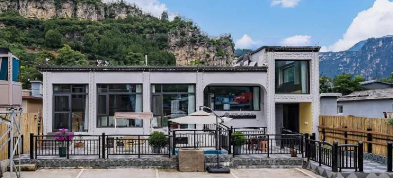 花筑·日月与风民宿(北京十渡旅游风景区店)图片