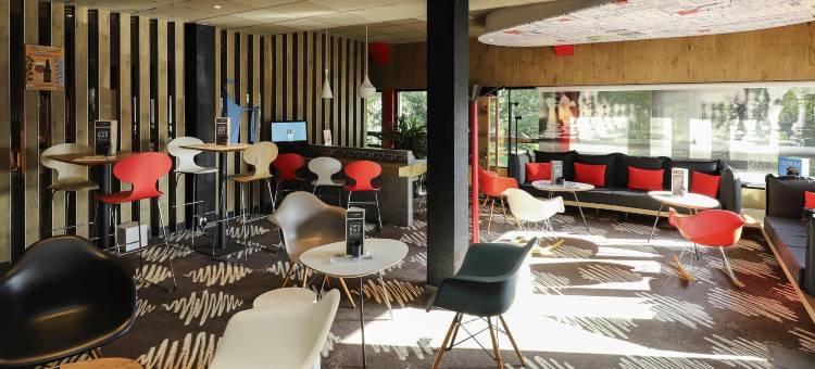 宜必思埃格勒通酒店(Ibis Egletons)图片