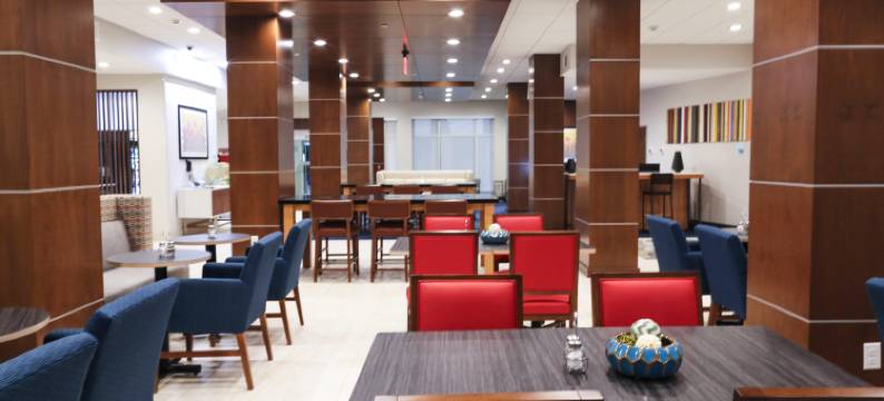 智选假日套房酒店-休斯顿/机场8号环路(Holiday Inn Express & Suites HOUSTON IAH - BELTWAY 8 by IHG)图片