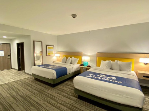 比蒙特西/I-10 瓦尔登温德姆戴斯套房酒店