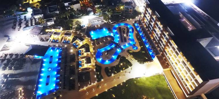 蒙特哥湾罗雅顿蓝水 - 傲途格精选全包式度假村(Royalton Blue Waters Montego Bay, An Autograph Collection All-Inclusive Resort)图片