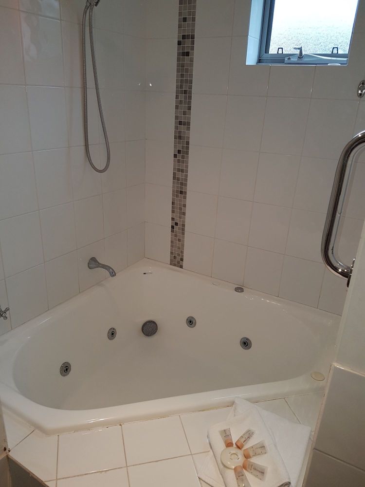 Adamsons Riverside AccommodationOver view