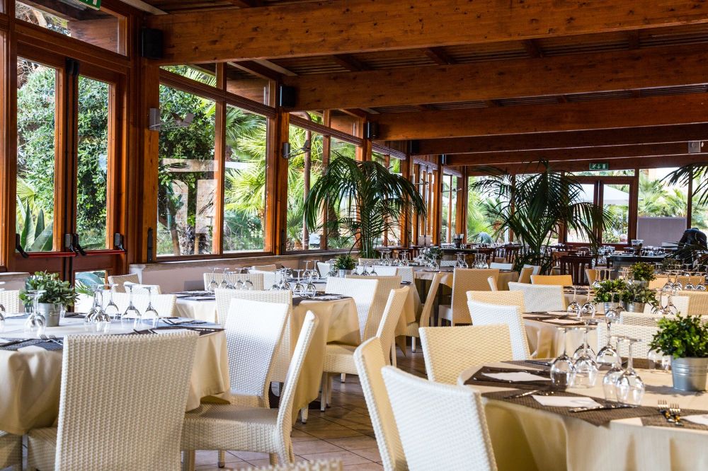 Resort Calampiso Over view