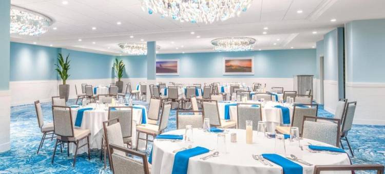 玛格丽塔维尔度假村科德角(Margaritaville Resort Cape Cod)图片