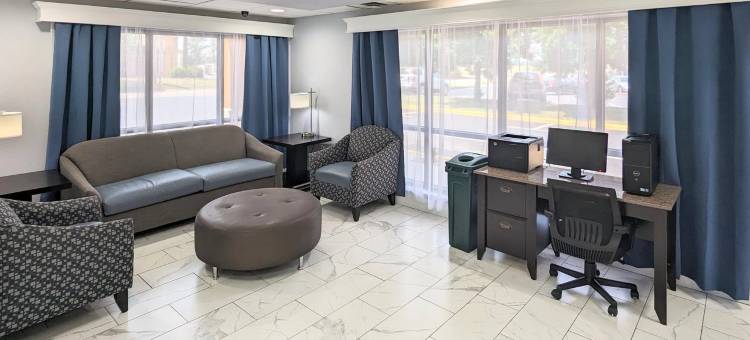 坎贝尔堡凯艺酒店(Quality Inn Oak Grove Fort Campbell)图片