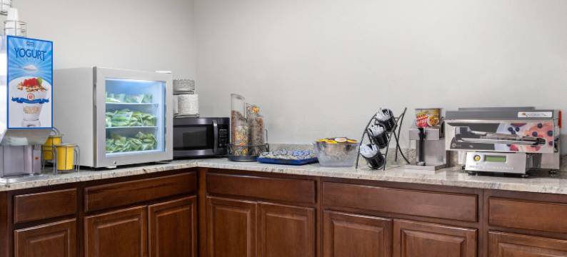 拉斯维加斯戴斯酒店(Days Inn by Wyndham Las Vegas NM)图片