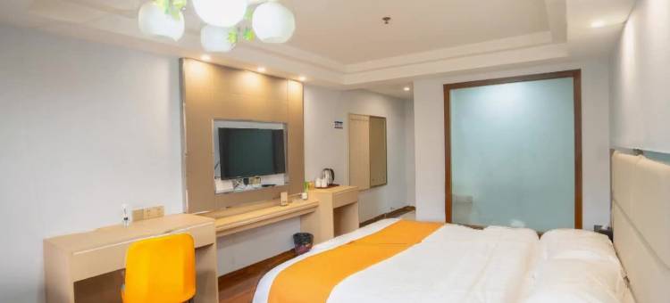 巴中云朵酒店(巴人广场火车站店)图片