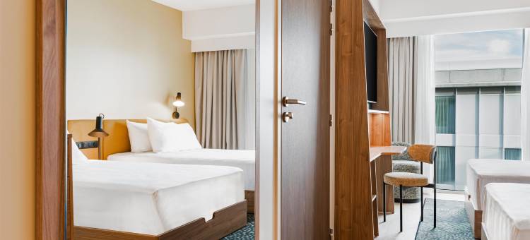 希尔顿欢朋波尔多梅里尼亚克机场酒店(Hampton by Hilton Bordeaux Merignac Airport)图片