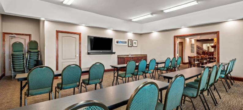 雷德温丽怡酒店(Country Inn & Suites by Radisson, Red Wing, MN)图片