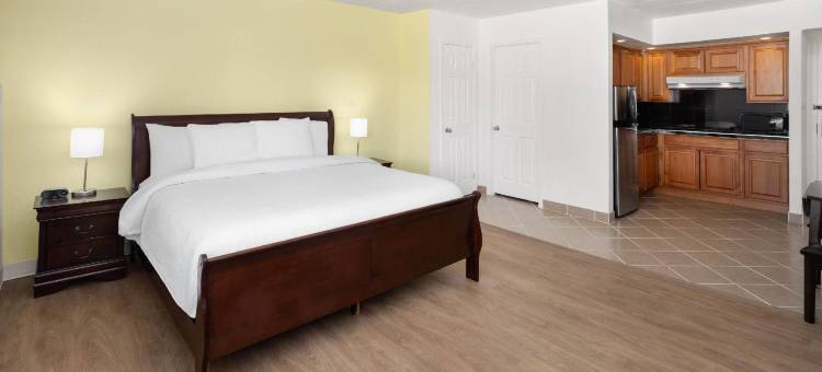 巴特勒/特斯拉生物疗愈温德姆华美达度假村(Ramada by Wyndham Butler/Tesla Biohealing Resort )图片