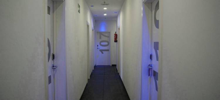 巴塞罗那梅耶林中央青旅(Hostal Mayerling Centro)图片