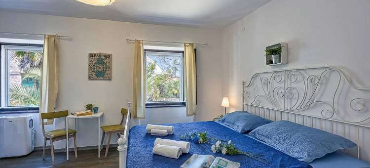 带花园的蓝色开间公寓(Blue Studio Apartment)图片