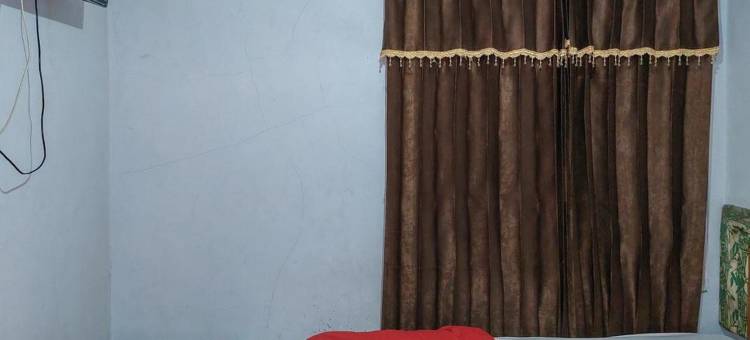 斯里德维民宿酒店(Sri Dewi Homestay)图片