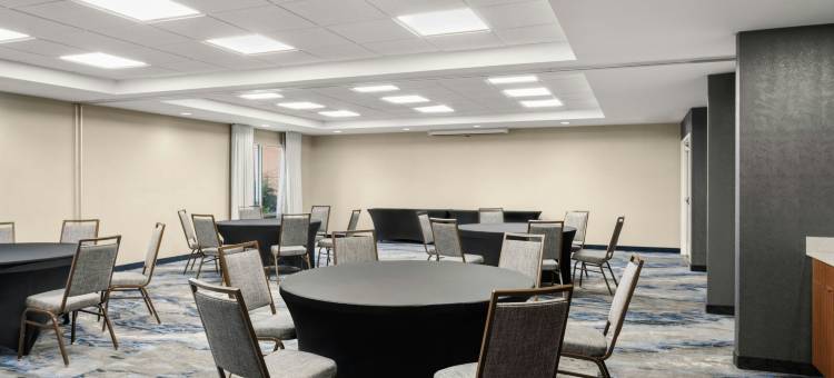 伯明翰富尔顿代尔万枫酒店/I-65州际公路(Fairfield Inn & Suites Birmingham Fultondale/I-65)图片