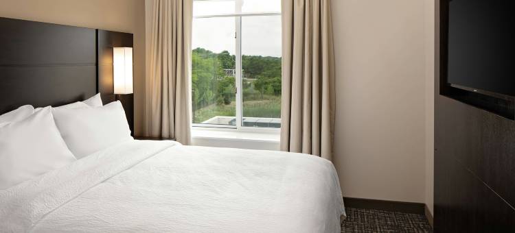 底特律法明顿山居家酒店(Residence Inn Detroit Farmington Hills)图片