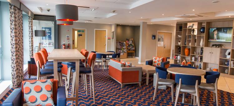 Holiday Inn Express 邓弗姆林(Holiday Inn Express Dunfermline)图片