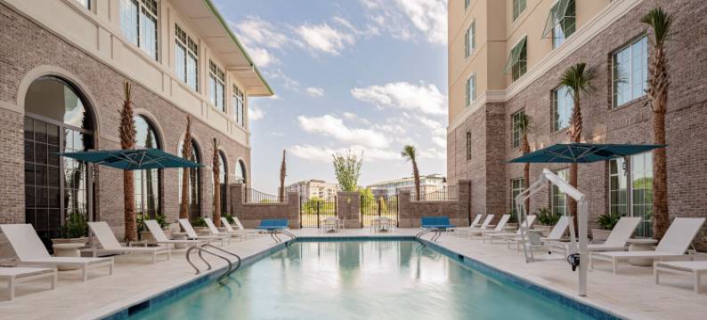 希尔顿查尔斯顿海港大使馆套房酒店山愉快(Embassy Suites by Hilton Charleston Harbor Mt. Pleasant)图片