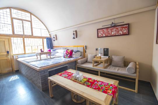 南山八院特色民宿(花石砭路分店)