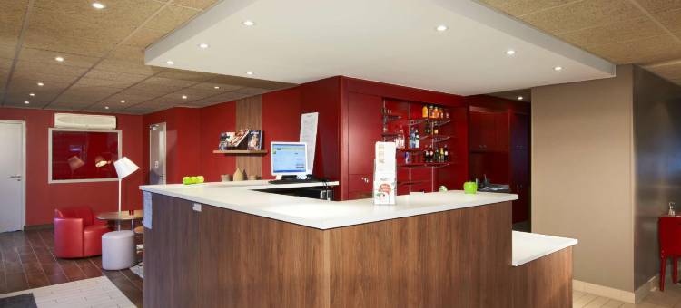 巴黎西部热内维尔港口康铂自然酒店(Campanile NATURE - Paris Ouest Gennevilliers Port)图片