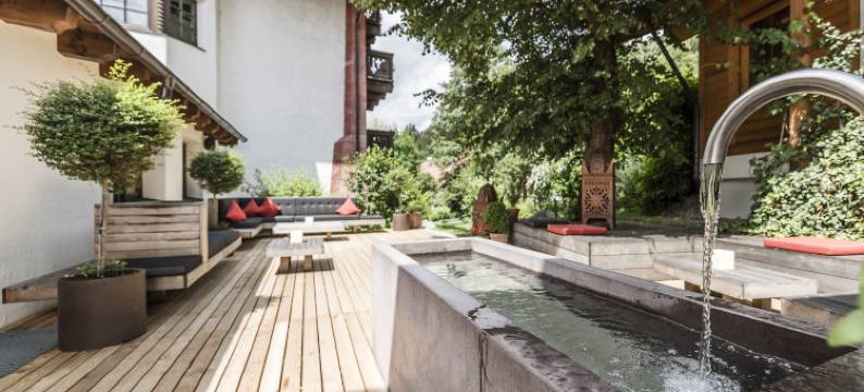 施特拉瑟维特酒店(Strasserwirt - Ansitz zu Tirol)图片